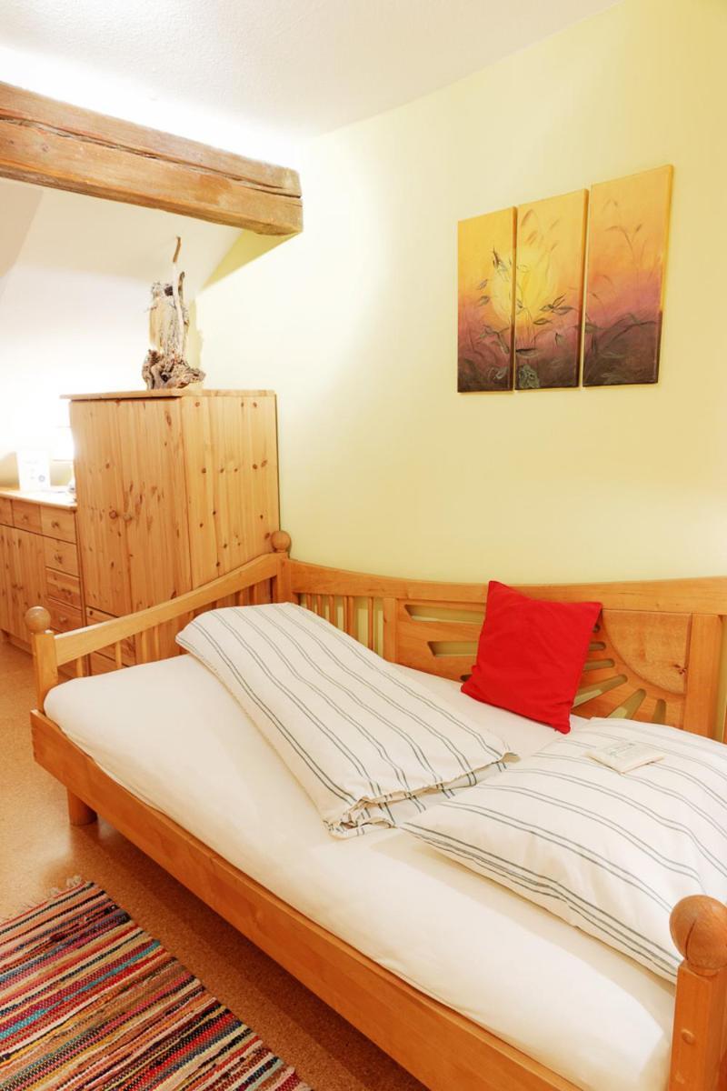 Hildegard Naturhaus Kirchberg bei Mattighofen Room photo